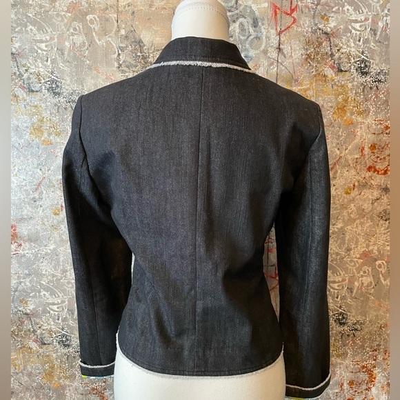 Della Spiga Vintage “weekend” Blazer w patterned accents & white stitch. Size 6 - Picture 3 of 14